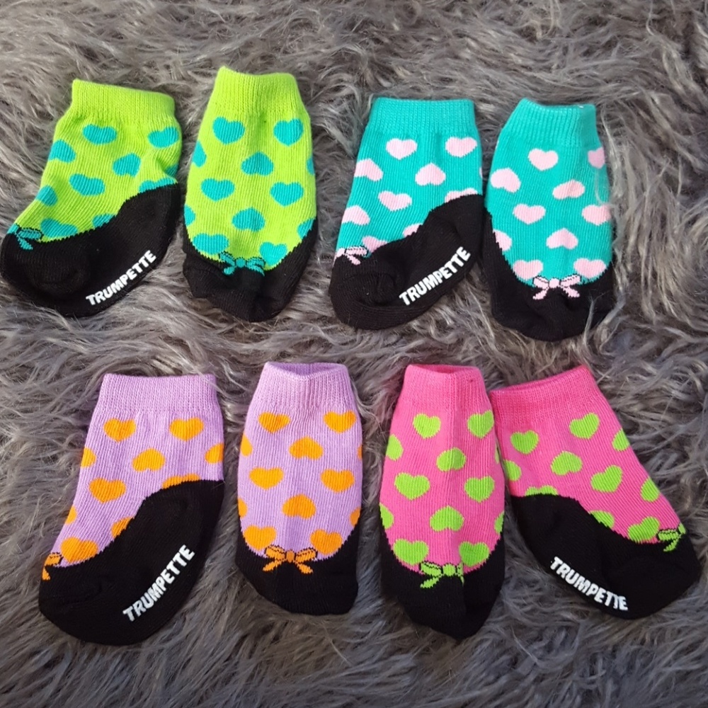 New Socks & Pacifier - Picture 2 of 5